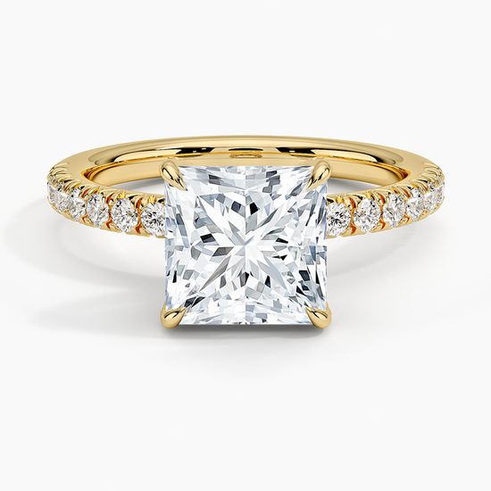 "Endless Sparkle – Princess Center Stone Ring with Diamond-Studded Band"